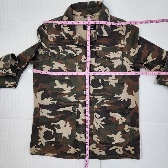 Sanctuary Camo Utility Jacket Shacket Pockets Stretch Button Front Size M - Picture 7 of 14